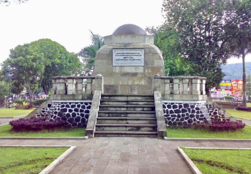 Kerajaan Tertua di Indonesia